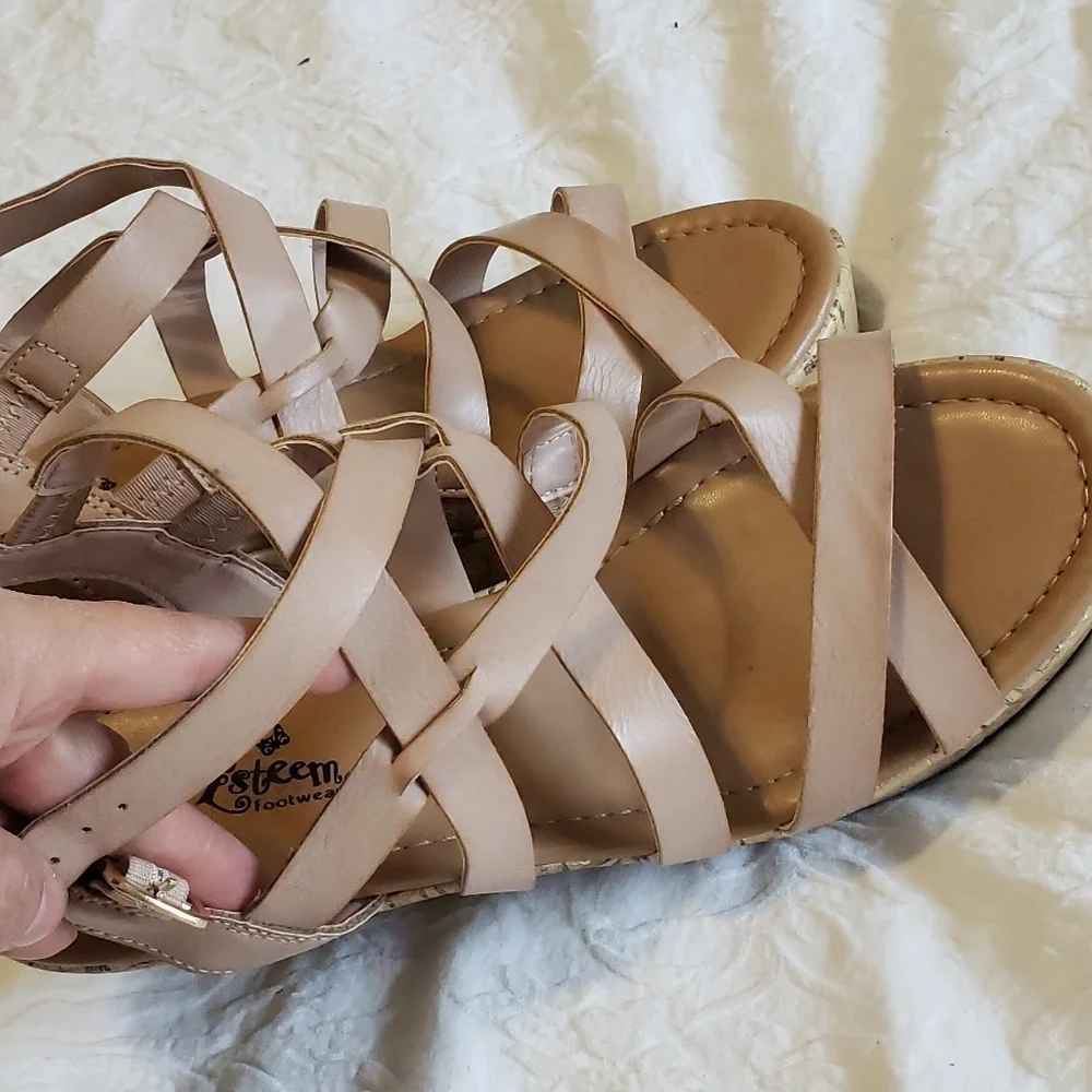 SELF ESTEEM  NUDE PLATFORMS SANDALS SIZE 81/2 NEW